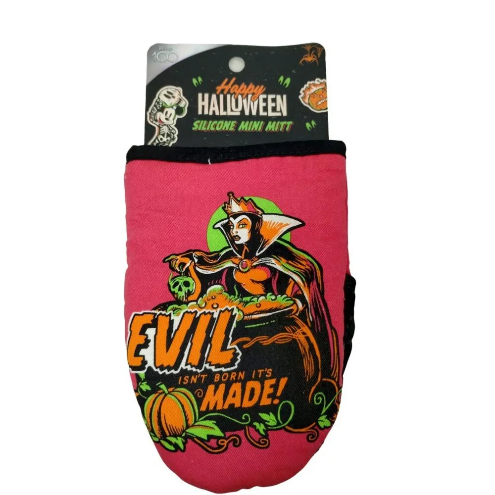 Disney 100 Halloween Snow White Evil Queen Kitchen Towel and Silicone Mini Mitt